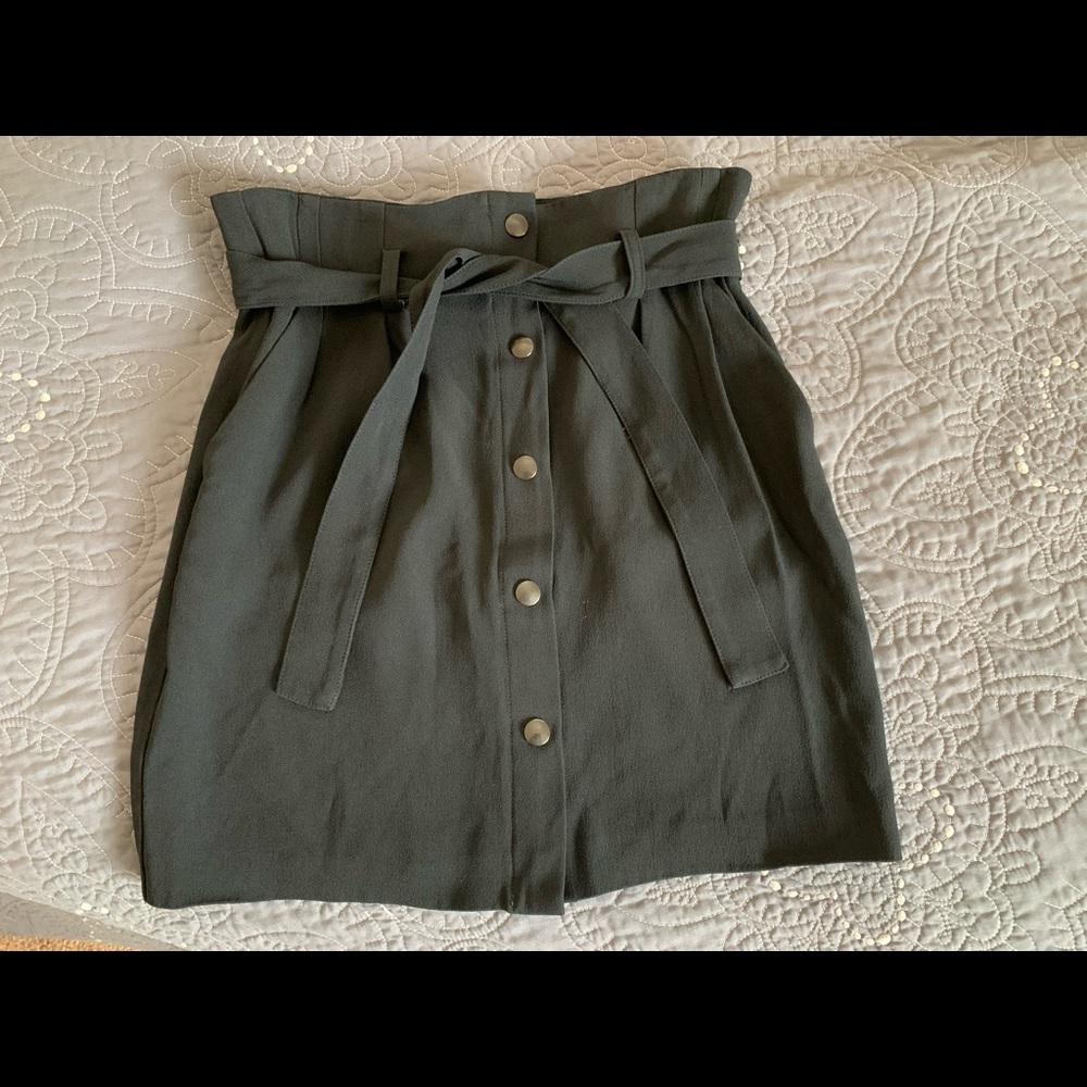 Sezane paperbag skirt